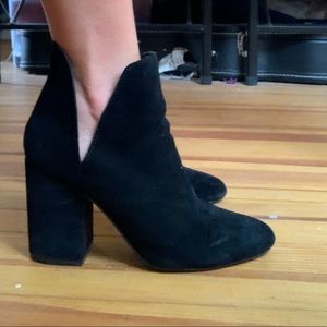 Steve Madden Rookie V Side Dress Booties